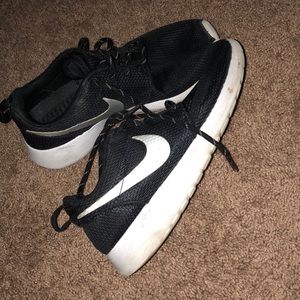 Nike Roshes